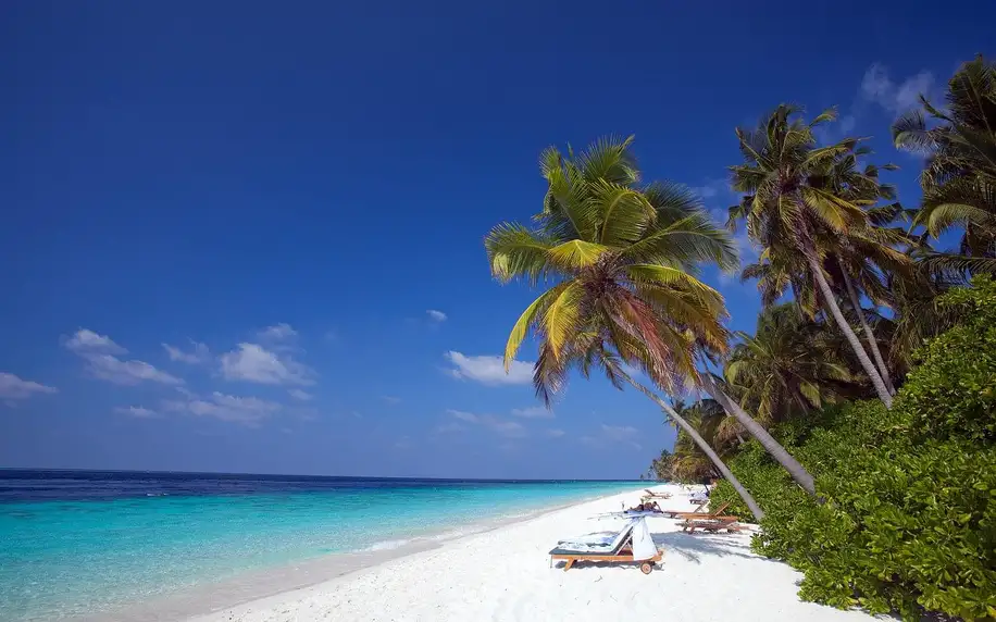 Maledivy letecky na 7-17 dnů, polopenze