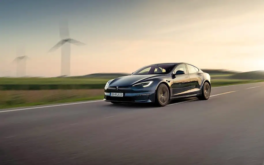 Tesla Model S Plaid: 30 či 60 min. spolujízdy i řízení