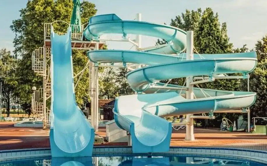 Slovinsko v Hotelu Village Zeleni Gaj *** s polopenzí a termálními bazény i saunami + 2 děti do 12 let zdarma