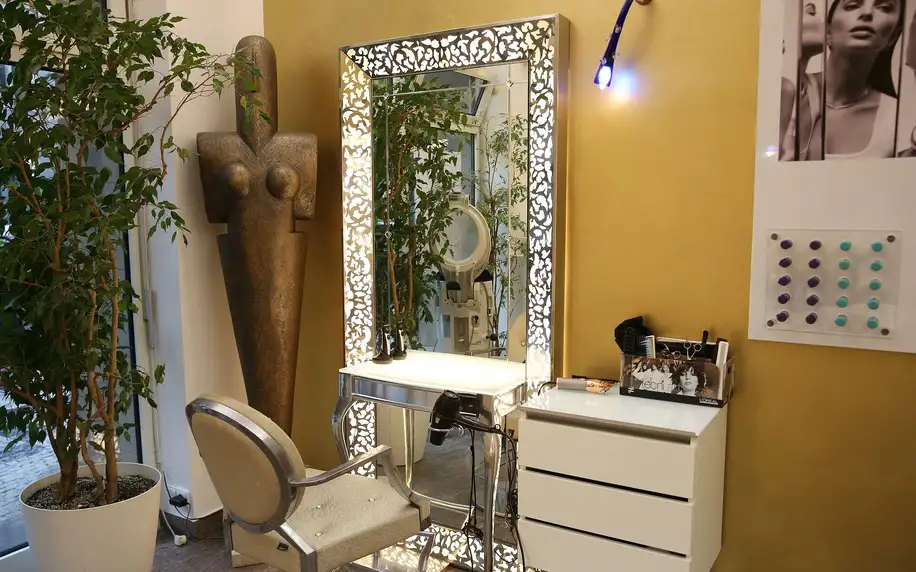 Střih, foukaná i barvení v salonu Franck Provost