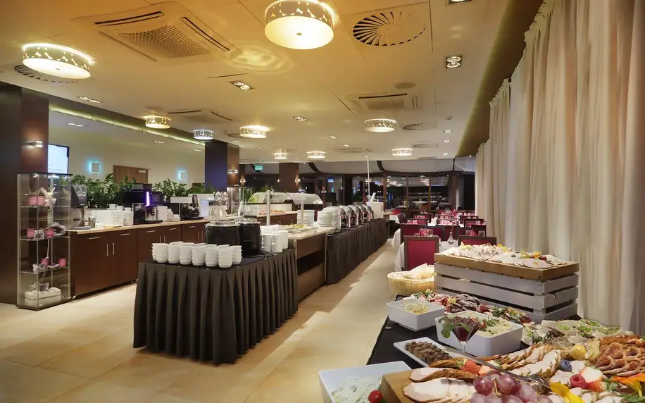 Luxusní hotel v lázeňském městě: wellness a jídlo