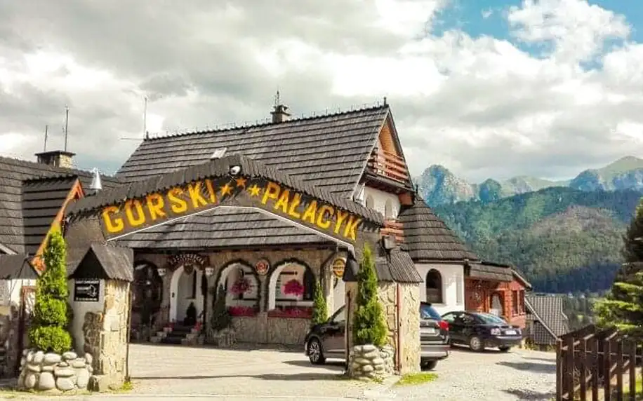 Polské Tatry u Zakopaneho: Komplex Górski Pałacyk *** se snídaní/polopenzí a 10% slevou do termálních lázní