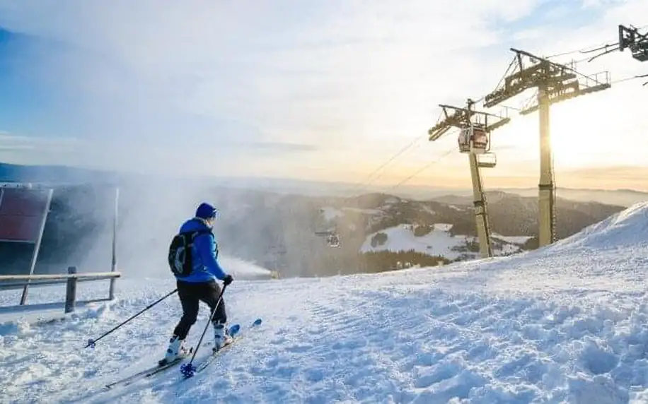 Slovensko: Donovaly ve Šport Hotelu *** s polopenzí, neomezeným wellness s bazény a 4 saunami + fitness