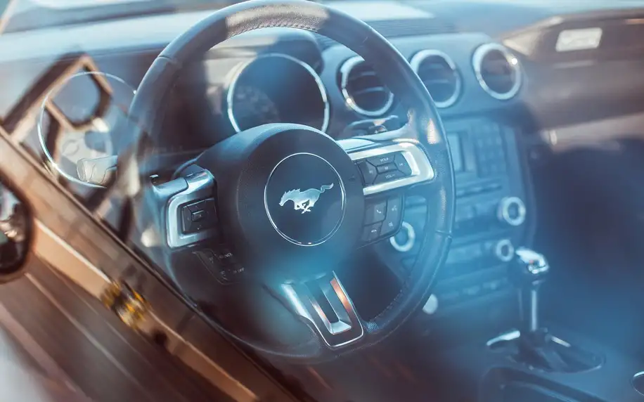 Ford Mustang: spolujízda, řízení i zapůjčení až na 4 dny
