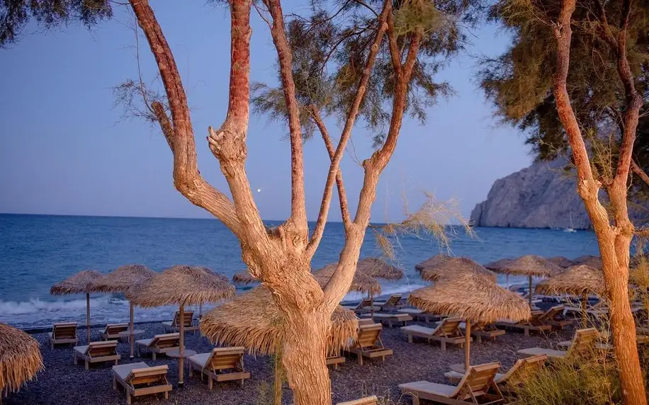 Řecko - Santorini letecky na 8-22 dnů, snídaně v ceně