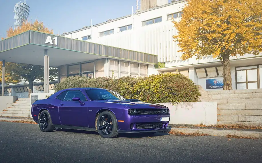 Jízda v Dodge Challenger Shaker: 20–50 minut