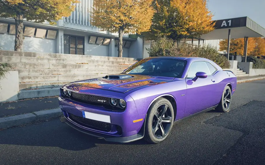 Jízda v Dodge Challenger Shaker: 20–50 minut