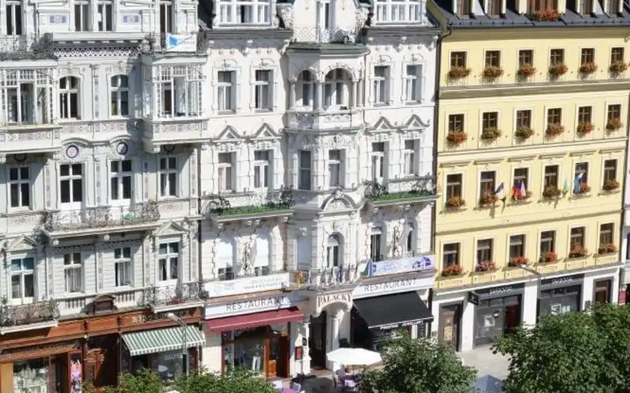 Hotel Palacký v centru lázeňské zóny na věhlasné Staré Louce