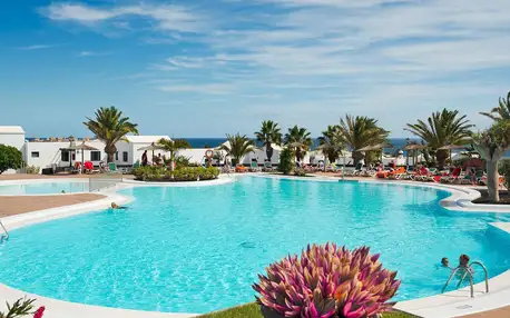 4* pobyt na Lanzarote: bazény, 500 m od písečné pláže