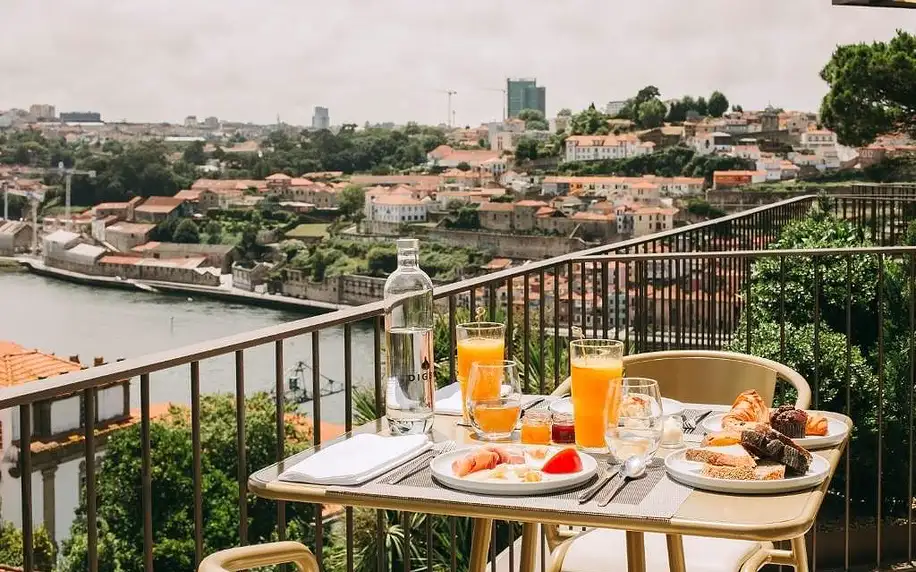 Portugalsko - Porto letecky na 4-8 dnů, snídaně v ceně