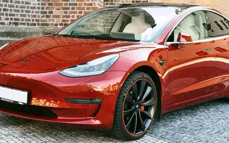 Jízda v luxusním elektromobilu Tesla Model 3