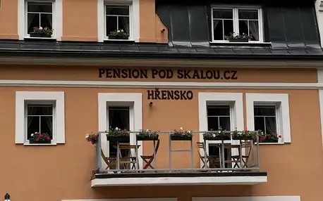 Hřensko, Ústecký kraj: PENSION POD SKALOU
