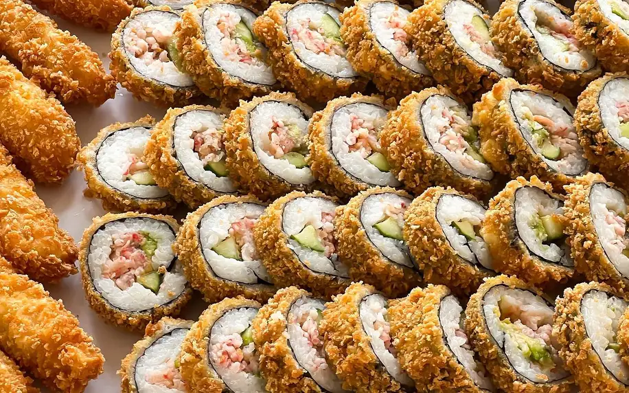 Tempura sushi: až 57 ks s lososem, krevetami a krabem