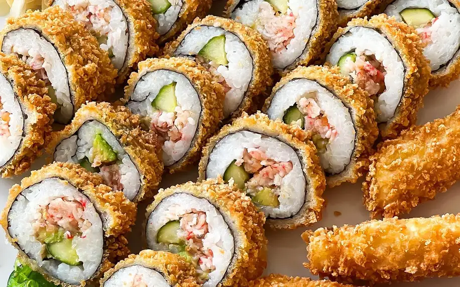 Tempura sushi: až 57 ks s lososem, krevetami a krabem