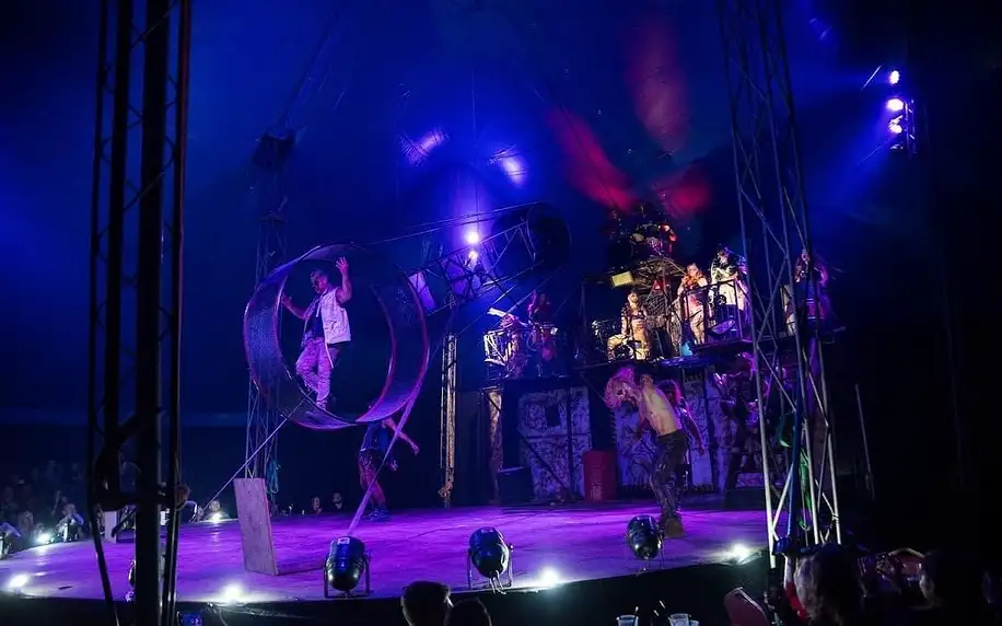 Ohana Horor Cirkus v Táboře: show The Future