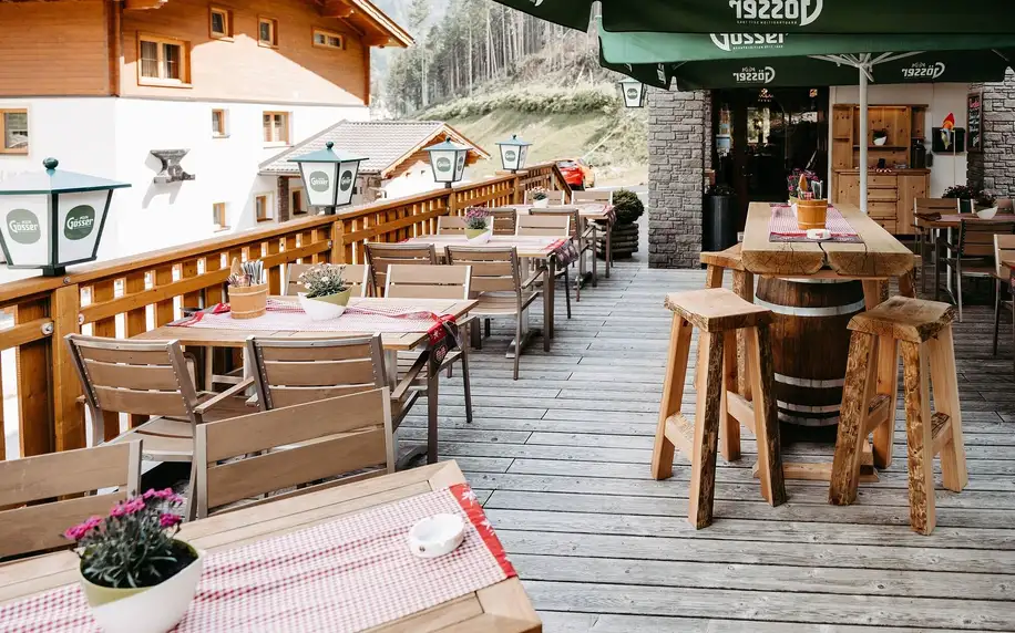 Penzion v Tyrolských Alpách se snídaní či polopenzí