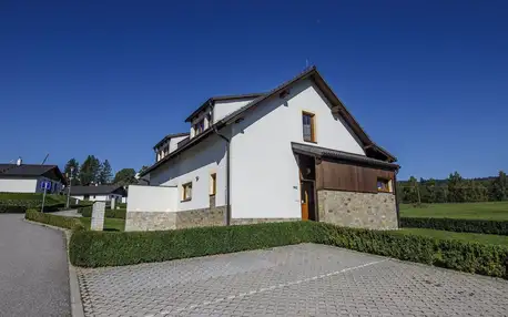 Vila či bungalov na Lipně: terasa i zahrada