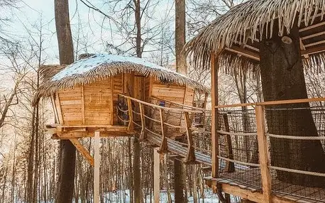 Trenčianske Teplice: Jedinečný pobyt uprostřed přírody v domku na stromě Treehouse až pro 4 osoby + snídaně