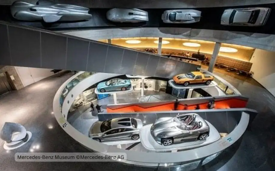 Zážitkový pobyt ve Stuttgartu: Mercedes-Benz + Porsche