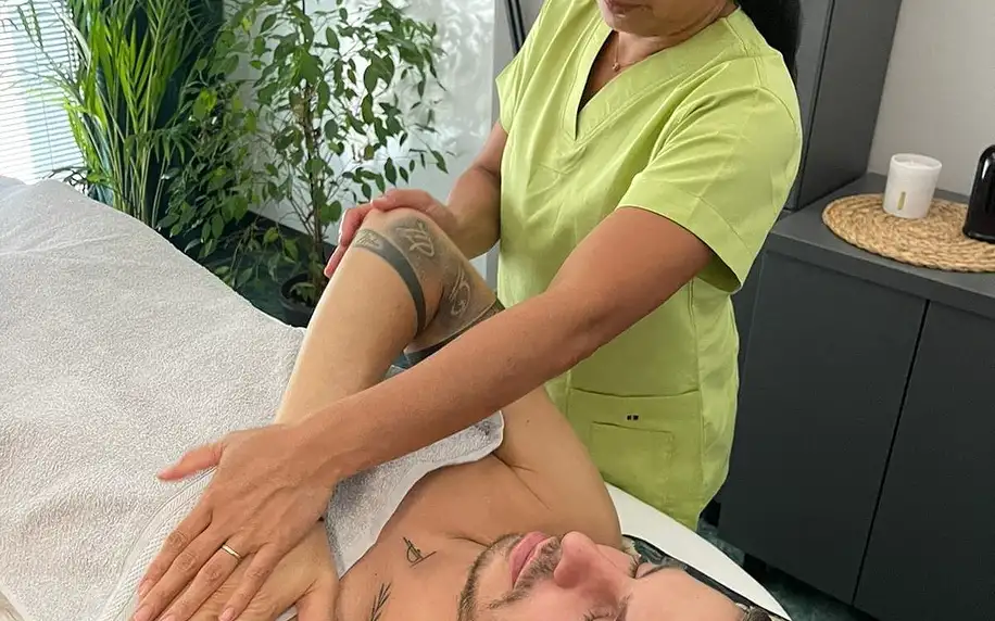 Tradiční thajská, olejová nebo relaxační masáž