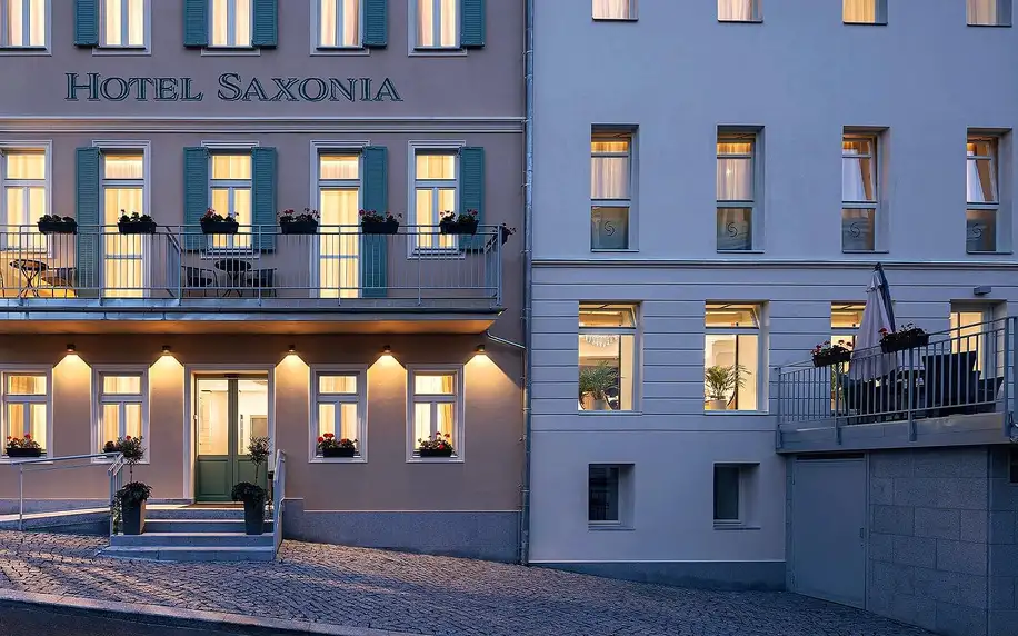 Luxusní butikový hotel ve Varech: snídaně i procedury