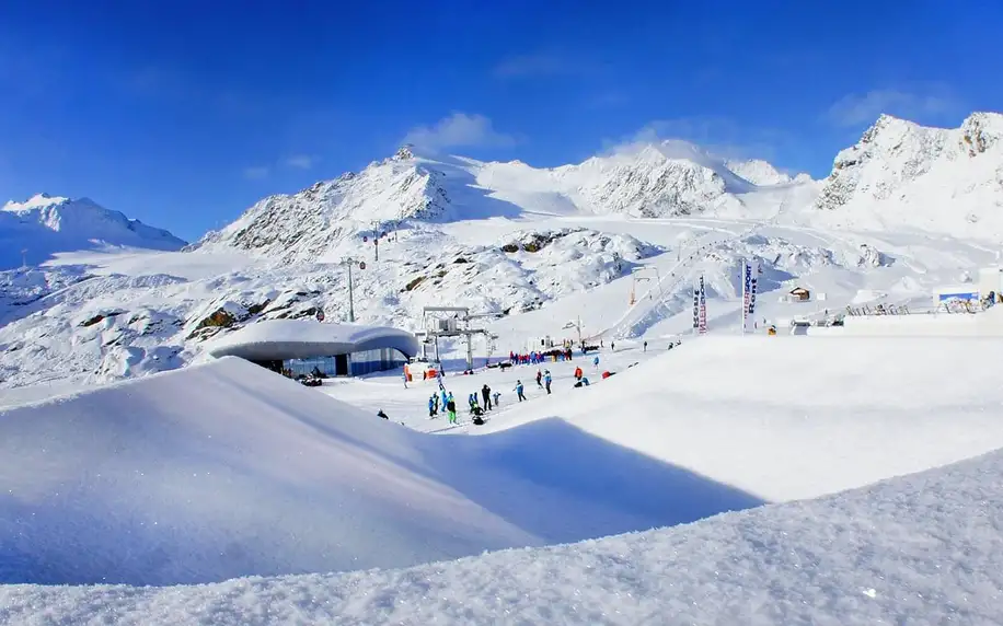 Zima v Pitztalu: lyžování na ledovci, wellness i jídlo