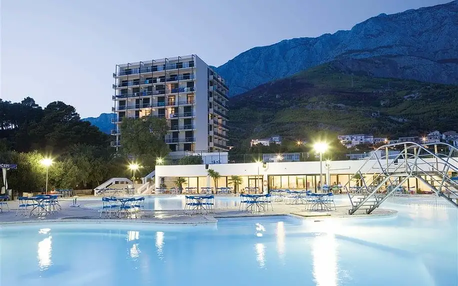 Chorvatsko - Tučepi na 7-10 dnů, all inclusive