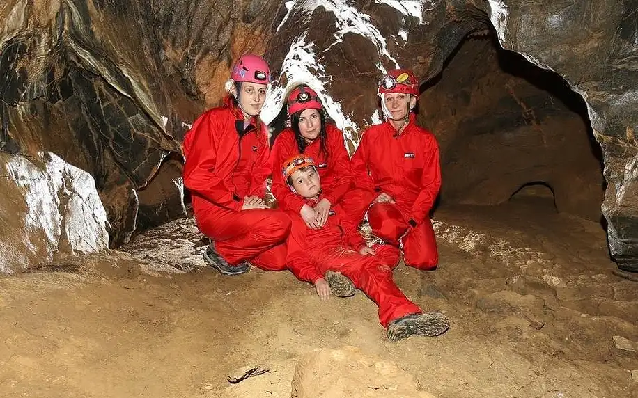 Unikátní rodinná bojovka v jeskyni Moravského krasu