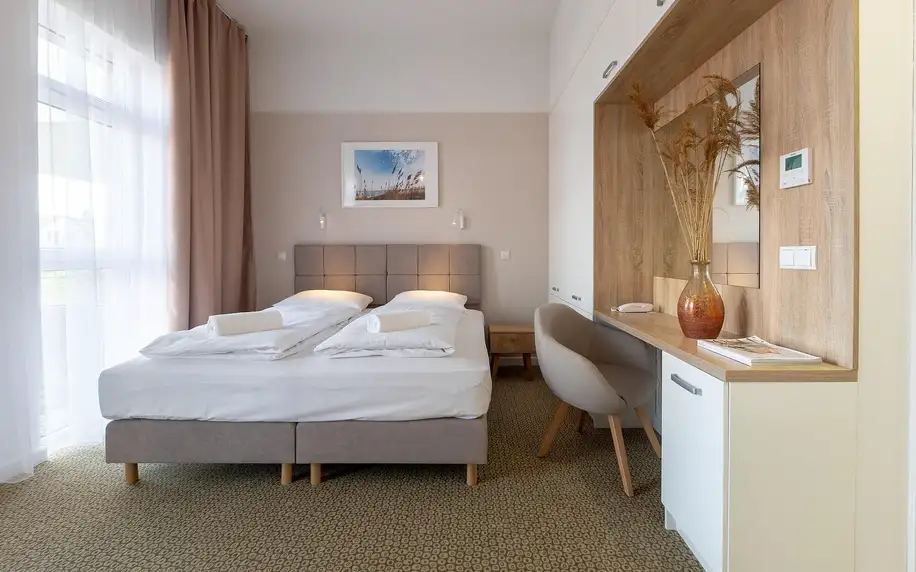 Luxusní hotel u Baltu a jezera Jamno se snídaní nebo polopenzí