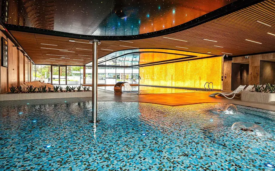 Spa resort u Baltu: užijte si sauny, bazény i vířivky, 2 děti zdarma