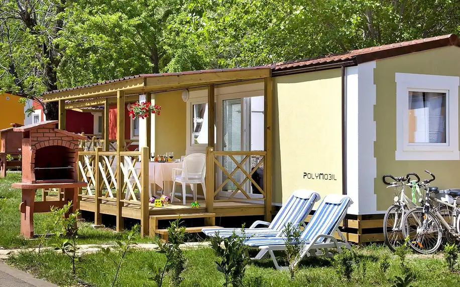 Opatijská riviéra: mobilní domky u pláže