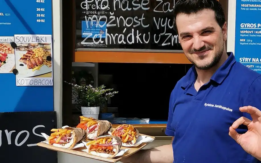 Kousek Řecka v Šumperku: gyros, halloumi i mix grill