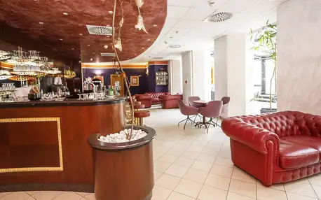 4* hotel se snídaní v centru Prahy: 900 m od Václaváku