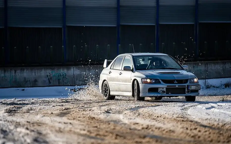 Rally jízda v Mitsubishi Lancer EVO IX Přerov