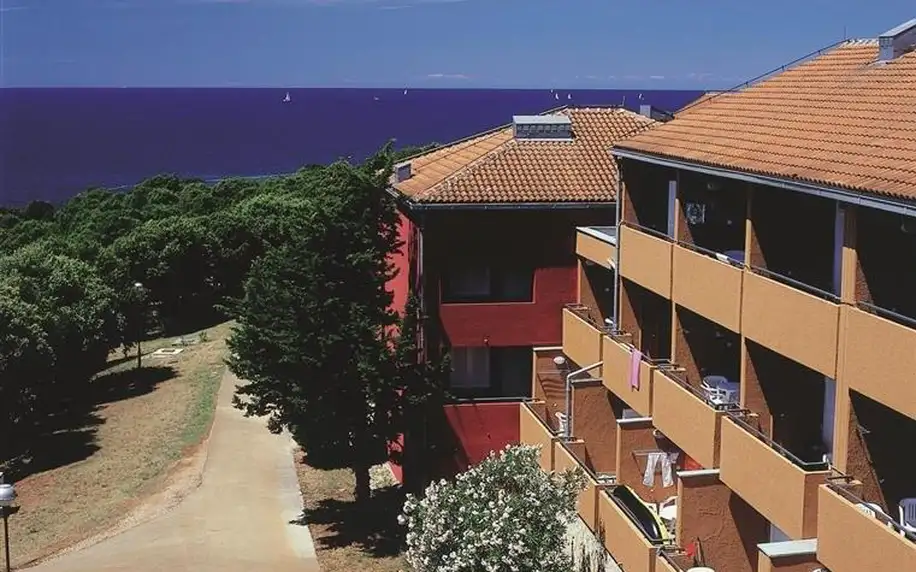 Resort Lanterna (apartmány s polopenzí), Istrie