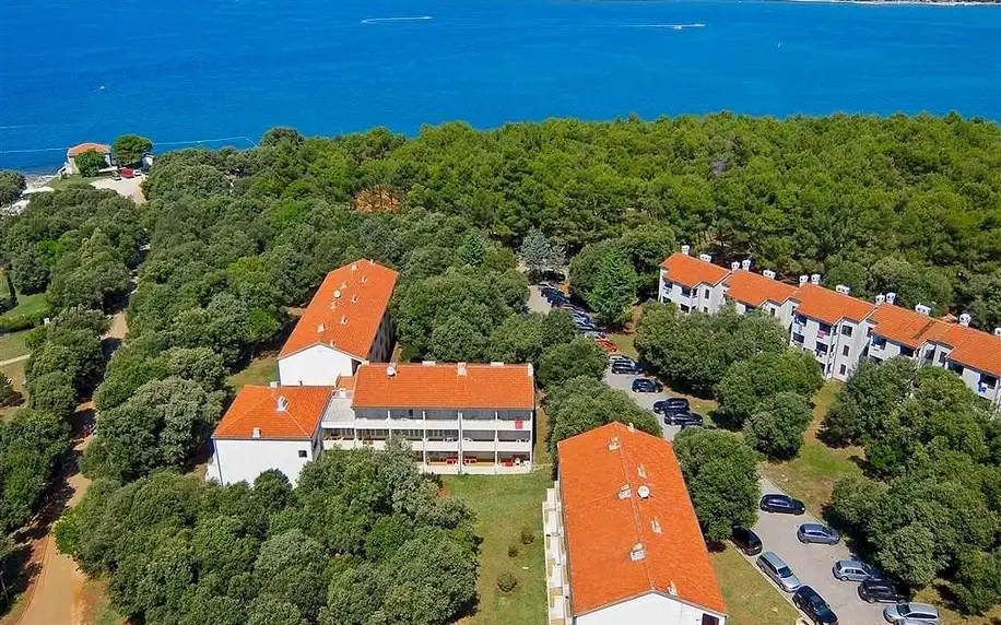 Resort Lanterna (apartmány s polopenzí), Istrie
