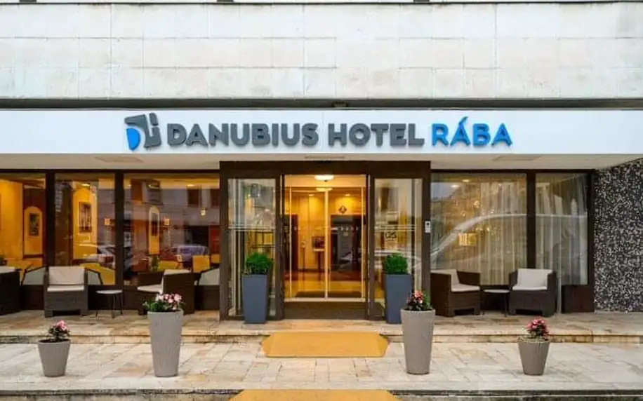 Győr u termálů: Danubius Hotel Rába *** se snídaněmi, saunou a fitness + sleva na vstup do lázní Rába Quelle