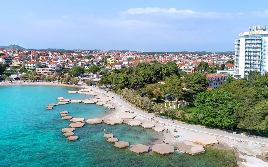 Chorvatsko a krásy Dalmácie: plná penze a bazény, first minute slevy
