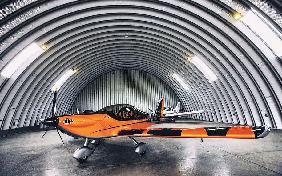 Pilotem na zkoušku v moderním sportovním letadle Attack Viper SD4 Toužim