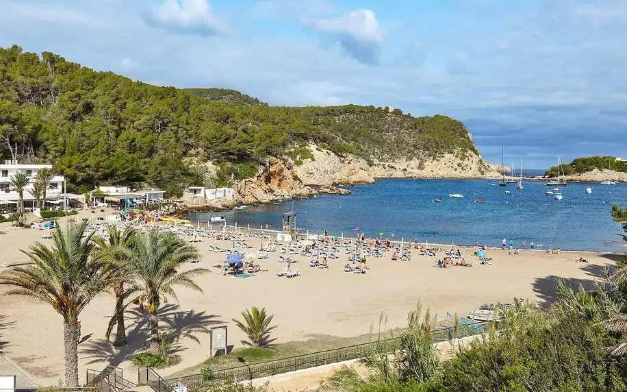 Španělsko - Ibiza letecky na 4-6 dnů, polopenze
