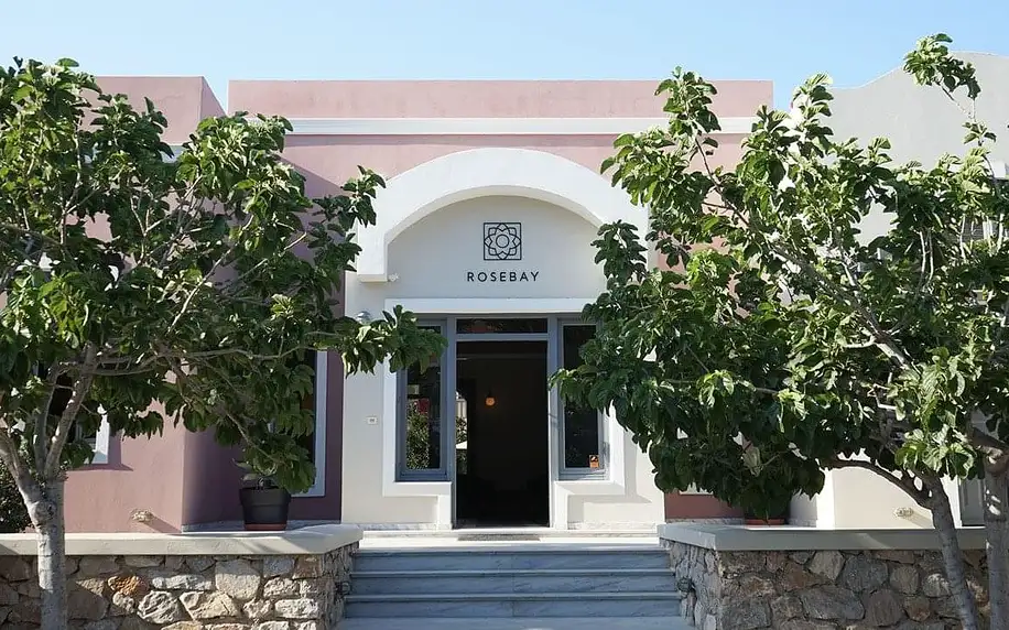 Řecko - Santorini letecky na 4-11 dnů, snídaně v ceně