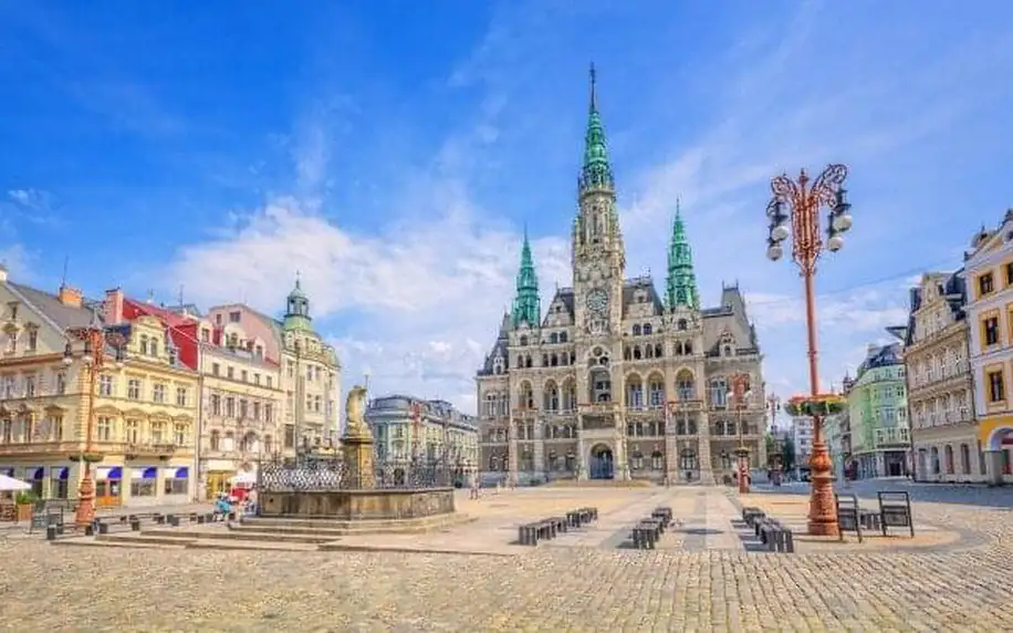 Liberec v Clarion Grandhotelu Zlatý Lev **** s polopenzí a slevami na DinoPark a lasergame + možnost wellness