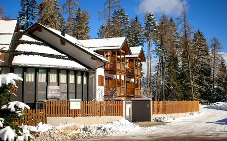 Zimní pobyt v Dolomitech: 3* hotel s polopenzí, lyže