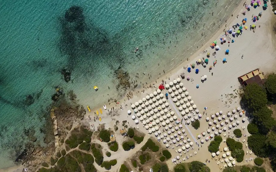 Itálie - Sardinie letecky na 8 dnů