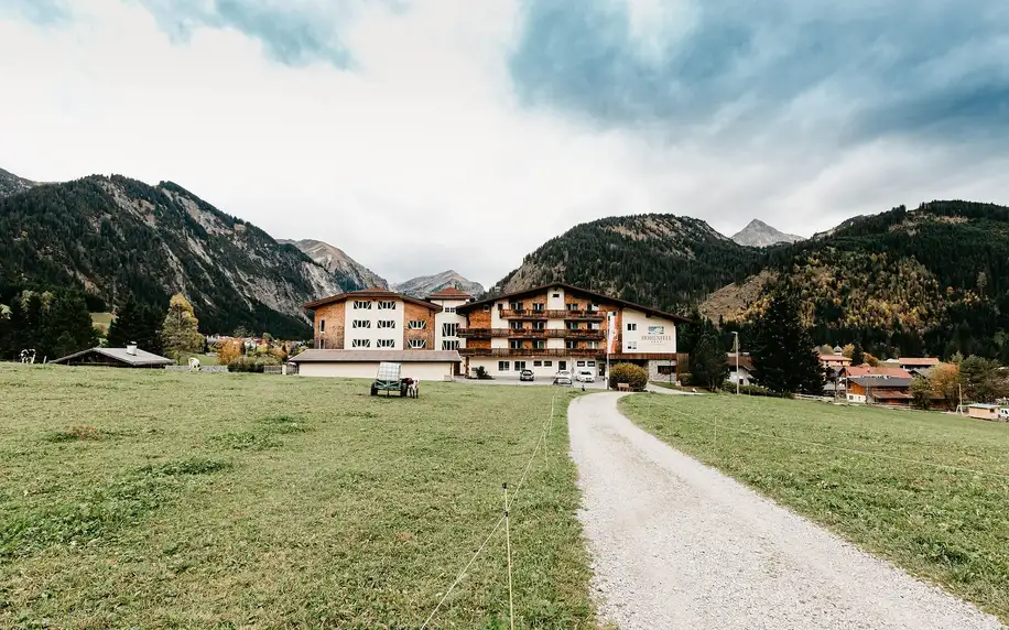 Tyrolské Alpy: výhledy, wellness, polopenze i karta výhod