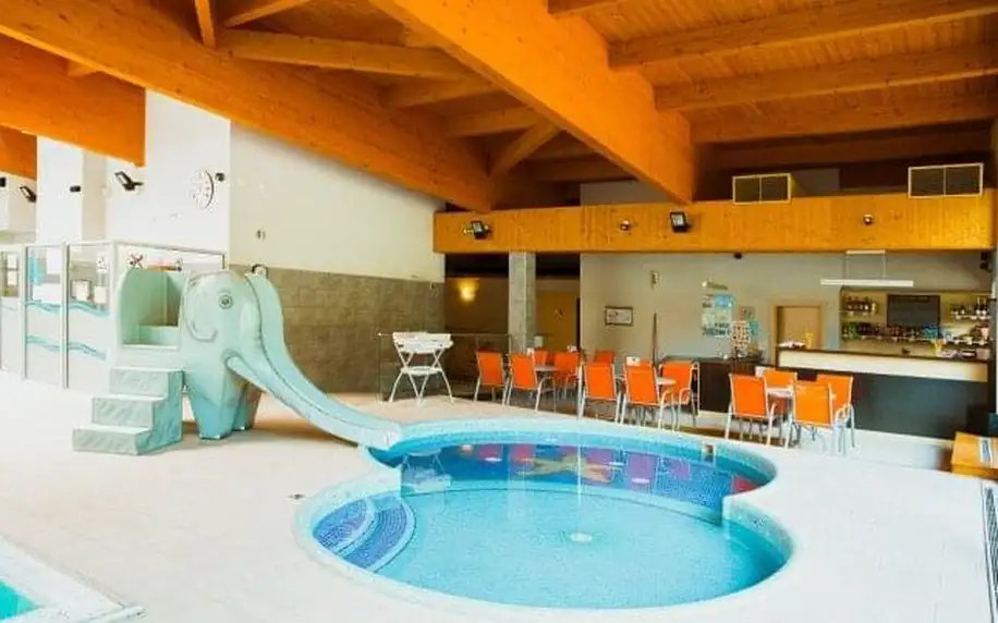 Javorníky a CHKO Kysuce ve Wellness & Spa hotelu Čertov *** s polopenzí, neomezenými bazény a saunami + vyžití