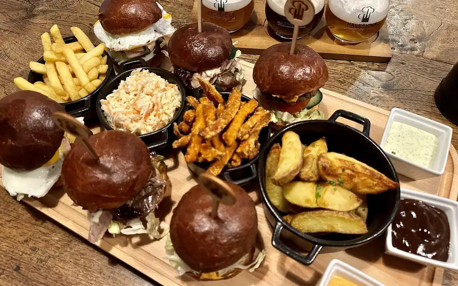 Burgerové menu a pivní degustace pro 2 osoby