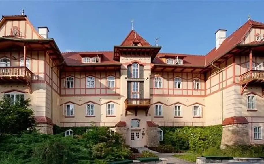 Luhačovice - Hotel Jestřabí, Česko