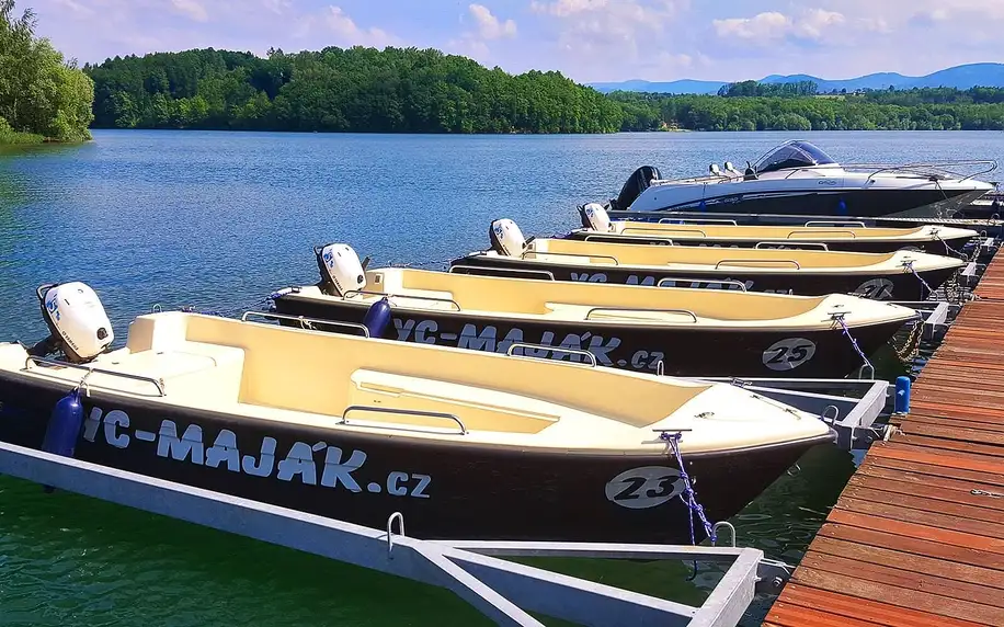 Pronájem motorové lodi na Žermanické přehradě