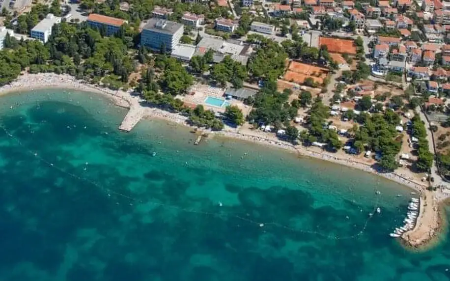 Chorvatsko: Vodice v Hotelu Imperial *** s polopenzí, bazény a fitness centrem neomezeně + animace a koncert
